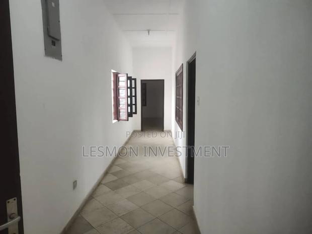 4bdrm House in Dzorwulu for rent · Photo 7
