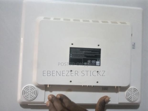 Computer Monitor/Tv · Photo 2