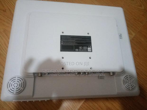 Computer Monitor/Tv · Photo 5
