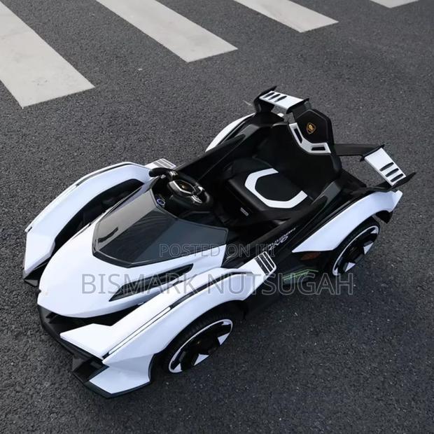 Lamborghini V12 Vision Electric Toy Car · Photo 5