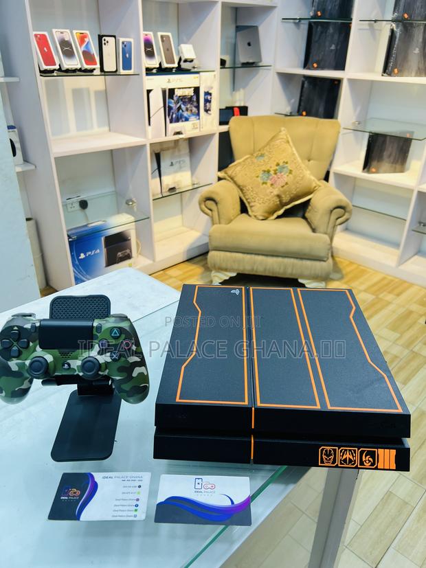 Ps4 1tb With 8 Good Offline Games · Photo 1