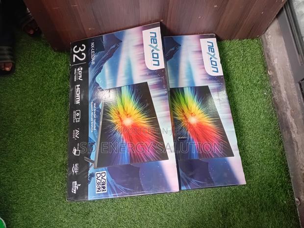 Pleasing, Generous Smart 32 · Photo 2