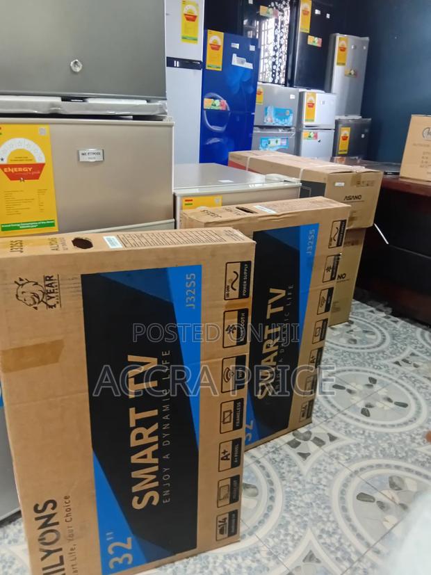 Smart Tv Ailyons 32 Inch With Build in Satellite Receiver · Photo 1