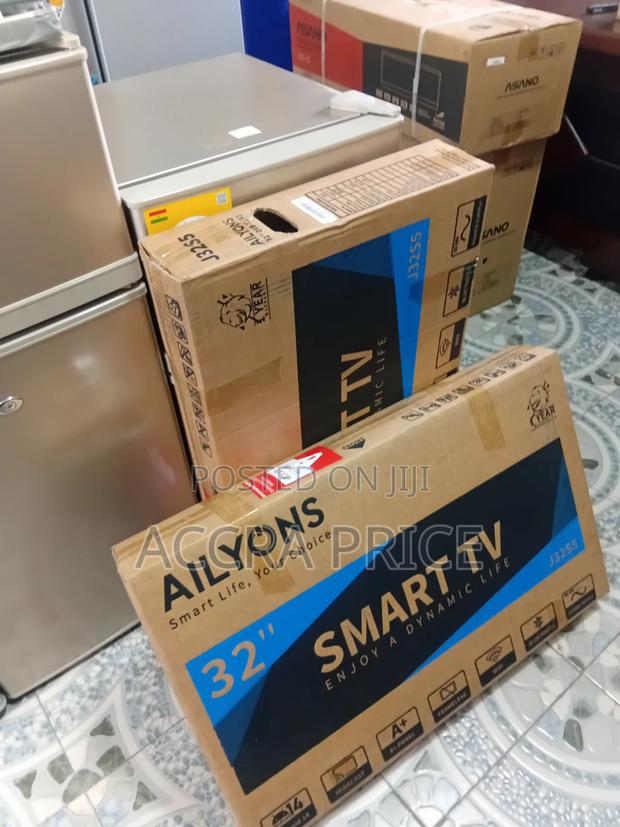 Smart Tv Ailyons 32 Inch With Build in Satellite Receiver · Photo 2