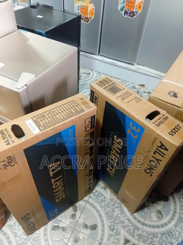 Fresh in Box Ailyons 32 Smart Tv · Photo 1