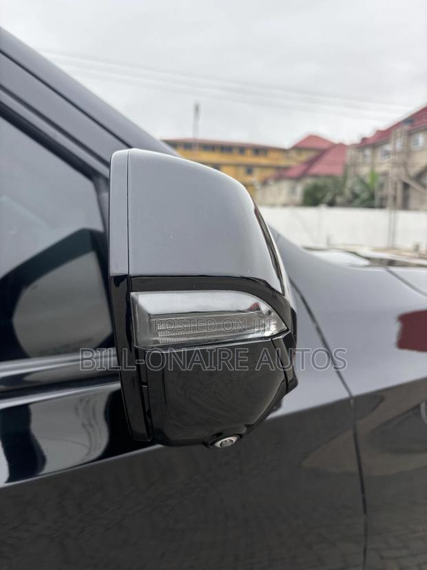 Cadillac Escalade 2023 Black · Photo 5
