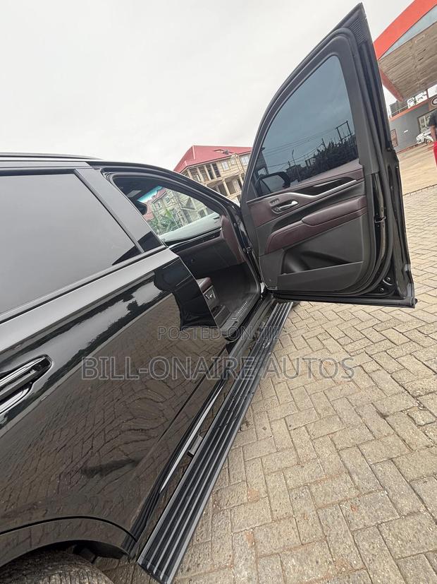 Cadillac Escalade 2023 Black · Photo 6