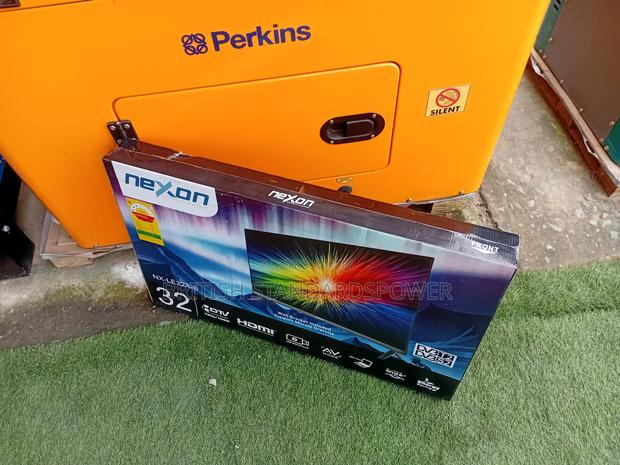 Portable 32" Led Quality Tv · Photo 2