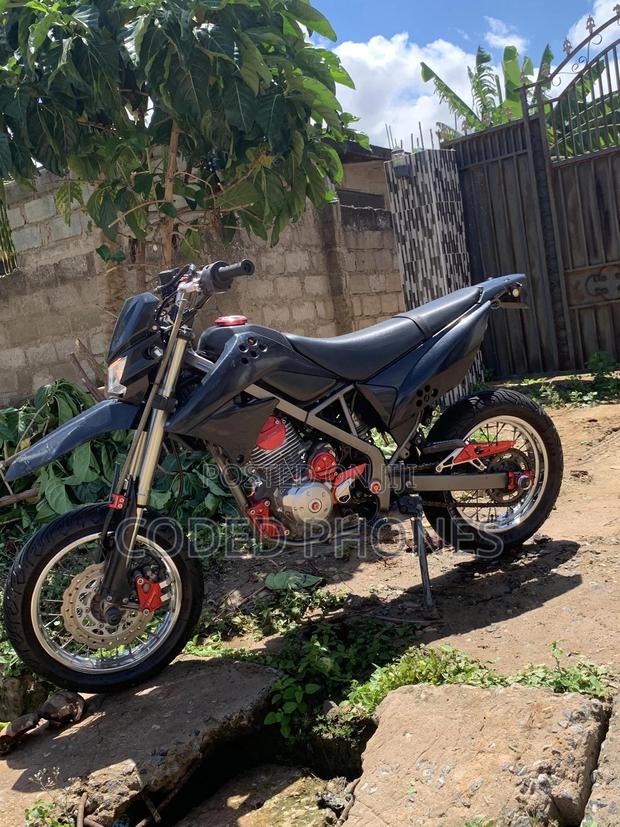Kawasaki KLX 140 2016 Black · Photo 5