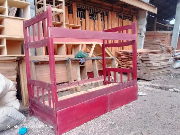 Single Size Bed With Storage · Photo 2