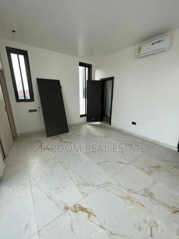 5bdrm Duplex in Adjiringanor, East Legon for sale · Photo 6