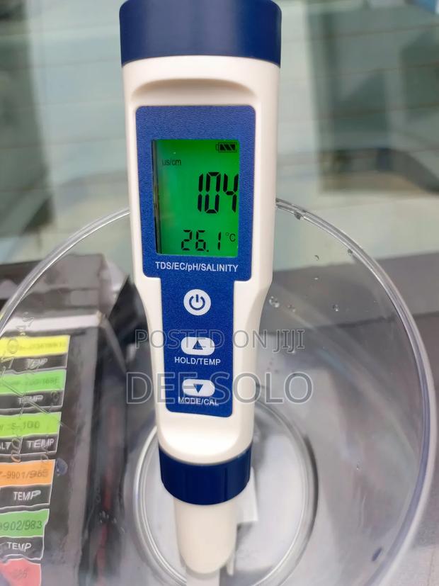 Digital Ph Meter. · Photo 2