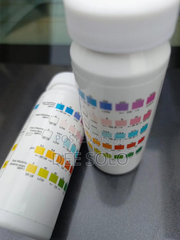 Chlorine Test Stripes · Photo 2