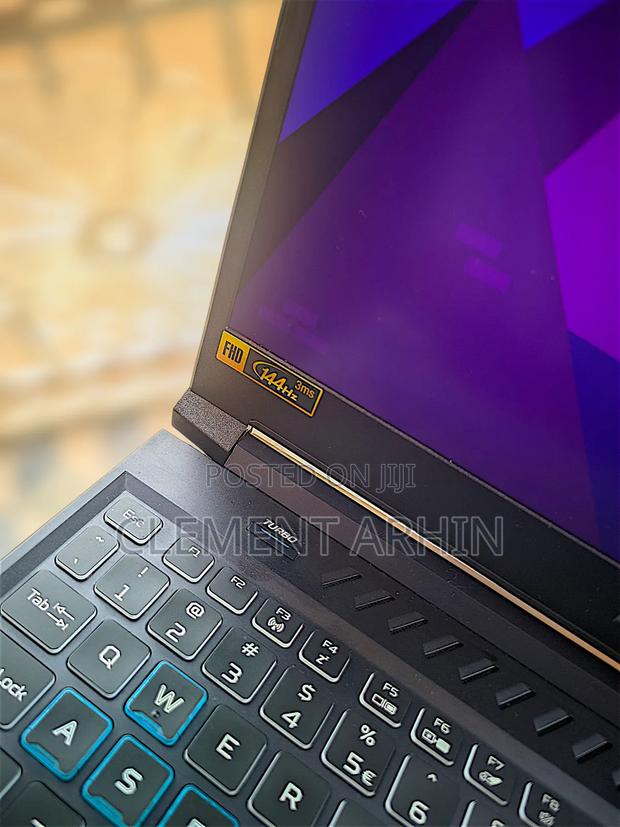 Laptop Acer Predator Helios 300 16GB Intel Core i7 SSD 1T · Photo 5