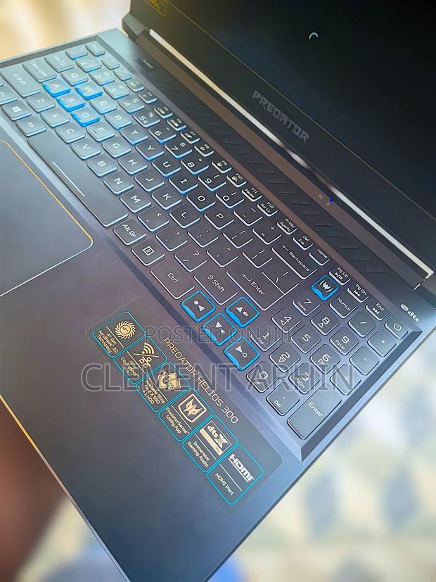 Laptop Acer Predator Helios 300 16GB Intel Core i7 SSD 1T · Photo 3