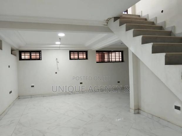 4bdrm Duplex in East Legon for rent · Photo 3