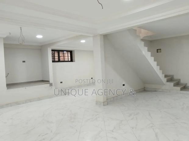 4bdrm Duplex in East Legon for rent · Photo 8