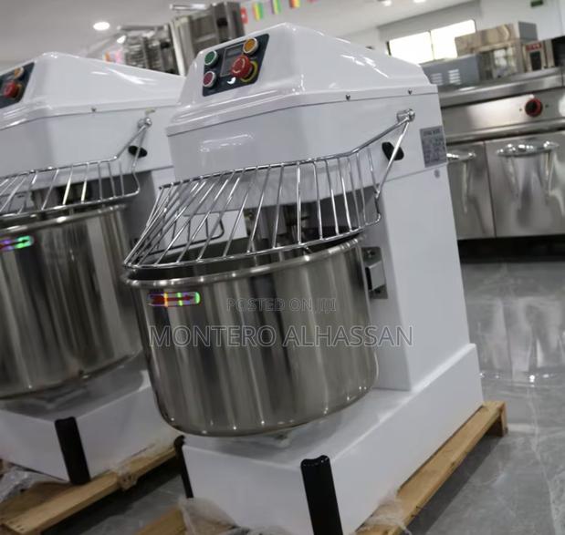 Bread Mixer/ Spiral Dough Mixer 80liters · Photo 1