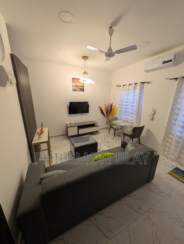 Furnished 1bdrm Apartment in Abby And Gayle, Lake Side Estate for rent · Photo 1