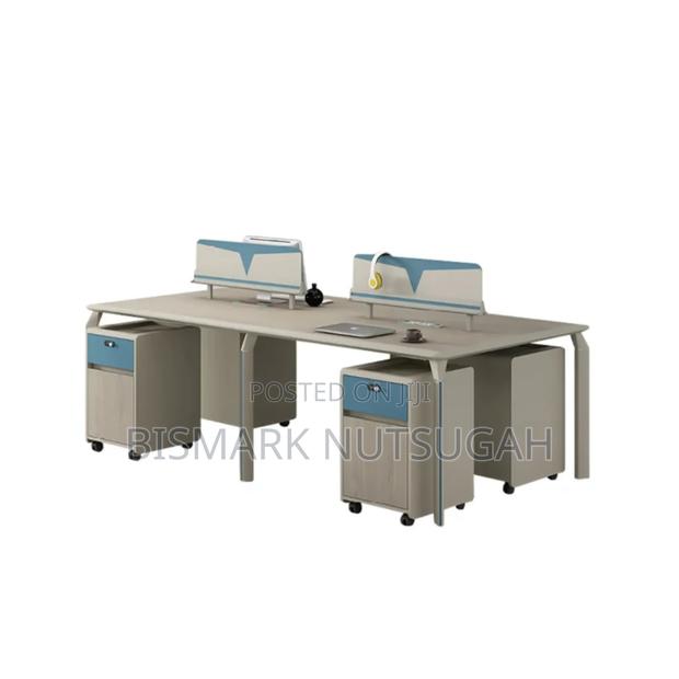 Staff Workstation Office Desk · Photo 4