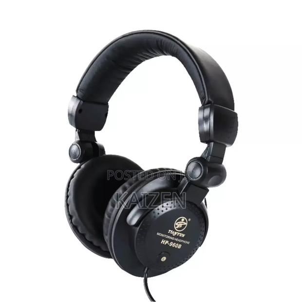 Studio Headset · Photo 1