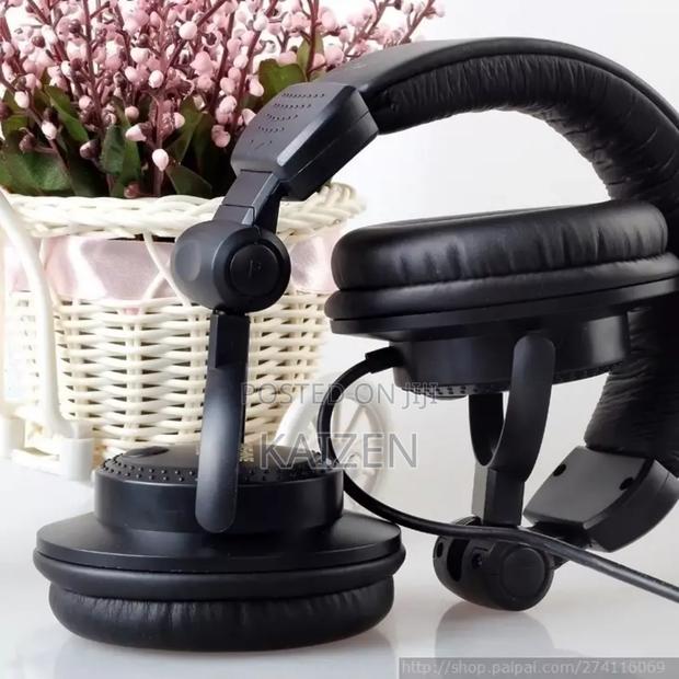 Studio Headset · Photo 4