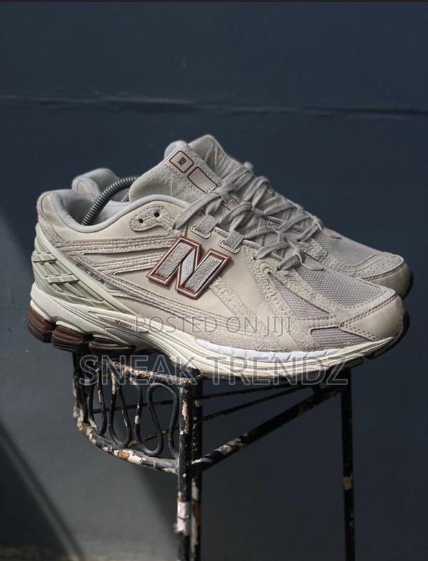 New Balance 1906 Og Cream · Photo 2