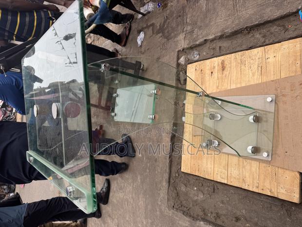Classic Potable Glass Pulpit · Photo 4