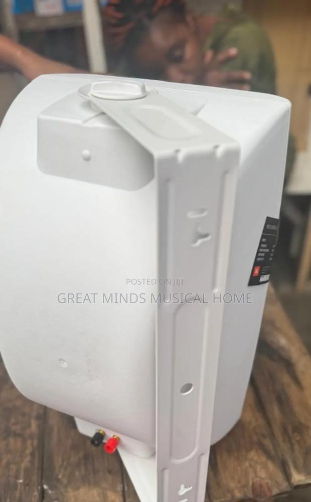 JBL 8" Wall Mounted Speaker (Pair) · Photo 5