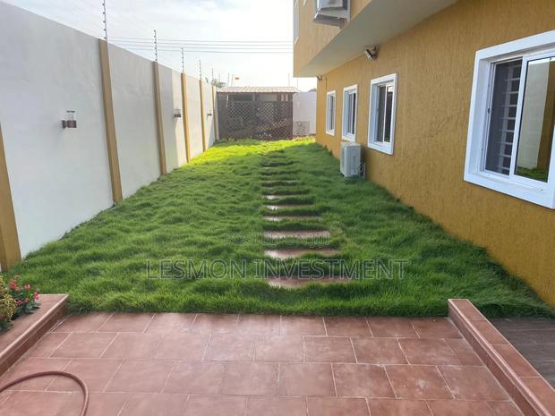 3bdrm House in Adjiriganor for rent · Photo 2