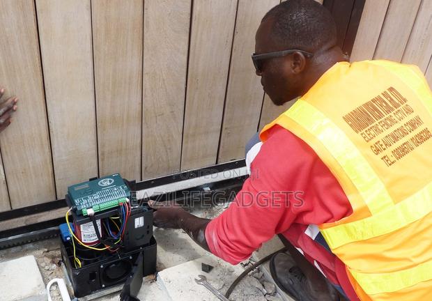 Electric Fence, Cctv, Gate Automated Gate, Motion Sensors Installation · Photo 2