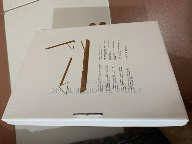 iPad Pro 11 (2024) Case/Cover With Pen Space · Photo 5