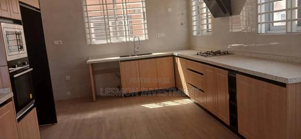 4bdrm Duplex in Airport Residential Area for rent · Photo 6