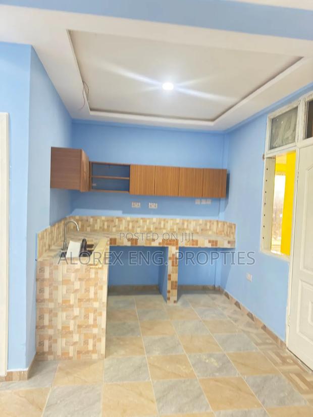22 Room Hotel for Sale at Oyarifa Teiman · Photo 4