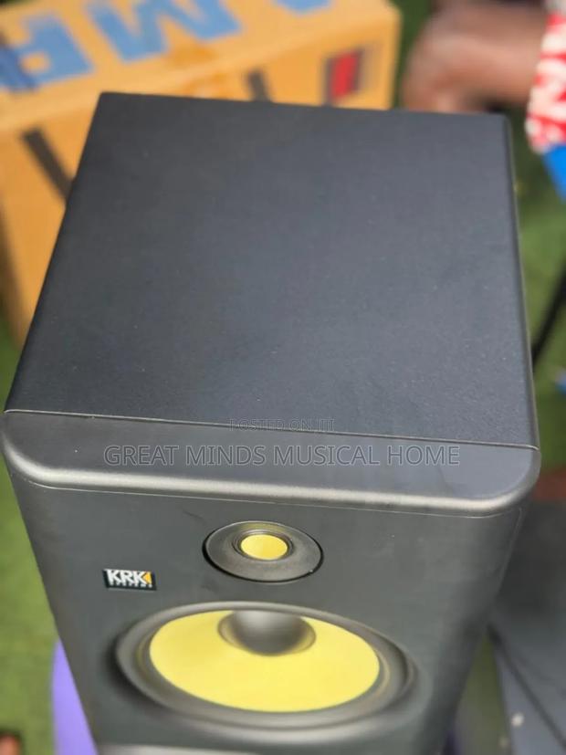 KRK Rokit 8 Studio Monitor · Photo 4
