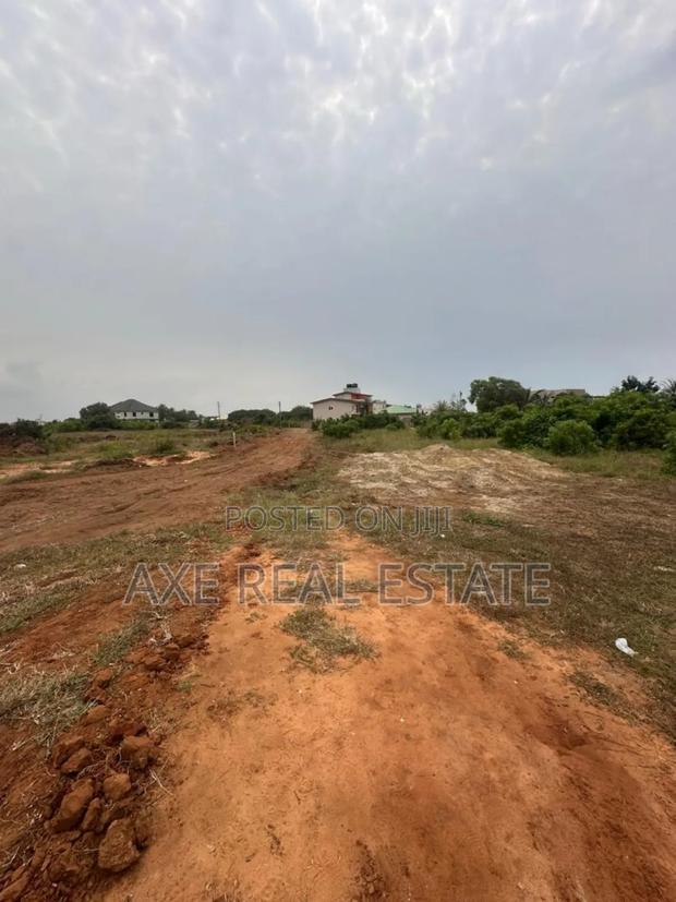 Solid Multipurpose Plots at Prampram · Photo 1