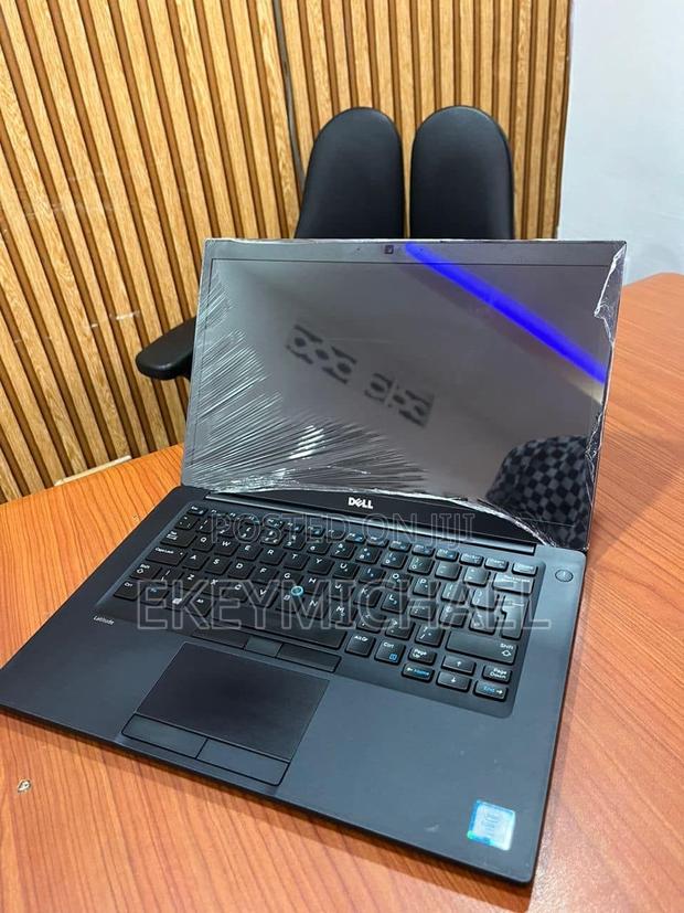 Laptop Dell Latitude 7300 8GB Intel Core I5 SSD 256GB · Photo 3