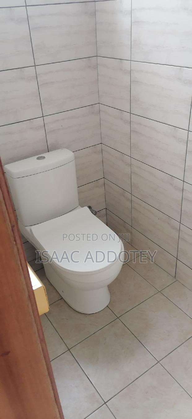2bdrm Apartment in Sakumono Estate, Spintex for rent · Photo 4