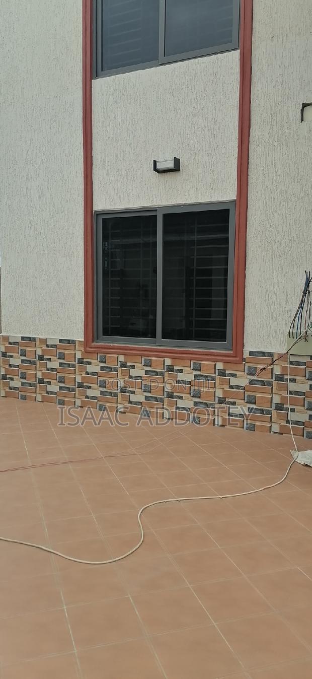 2bdrm Apartment in Sakumono Estate, Spintex for rent · Photo 7