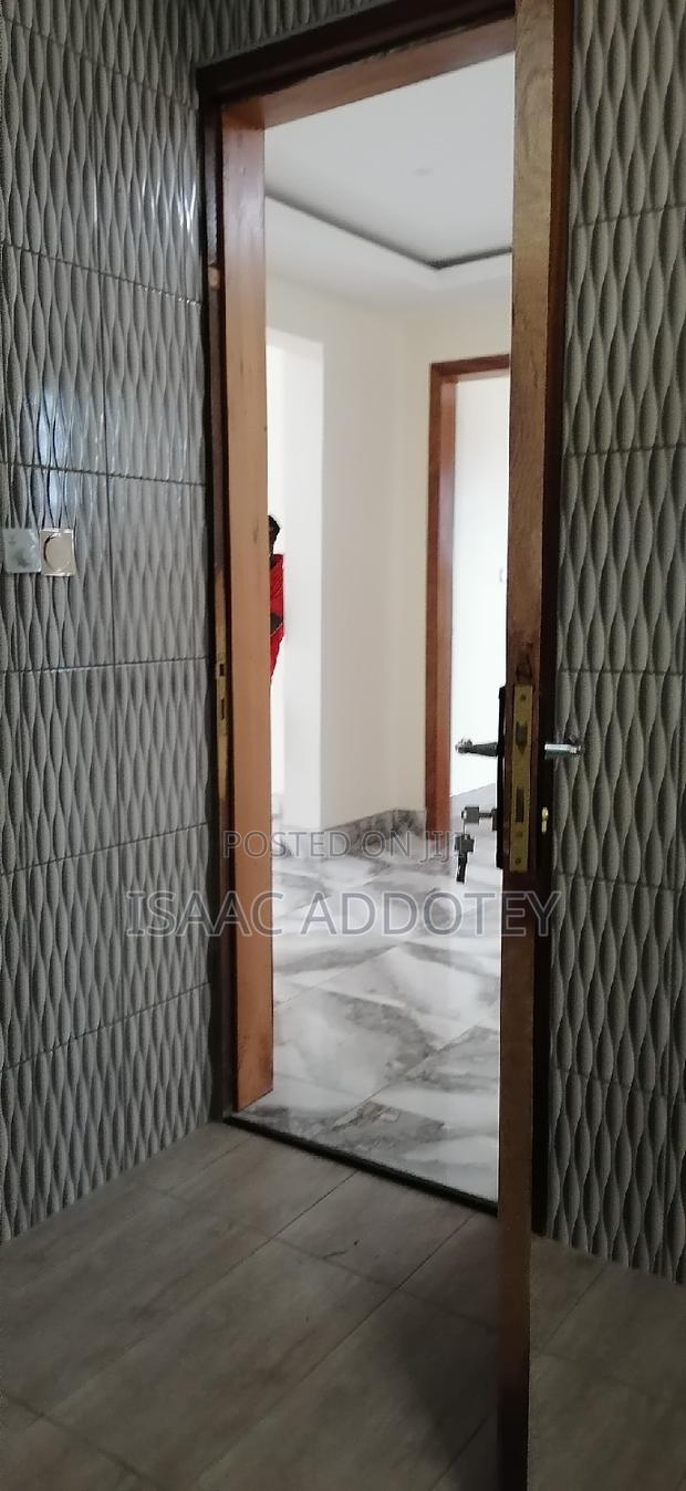 2bdrm Apartment in Sakumono Estate, Spintex for rent · Photo 8