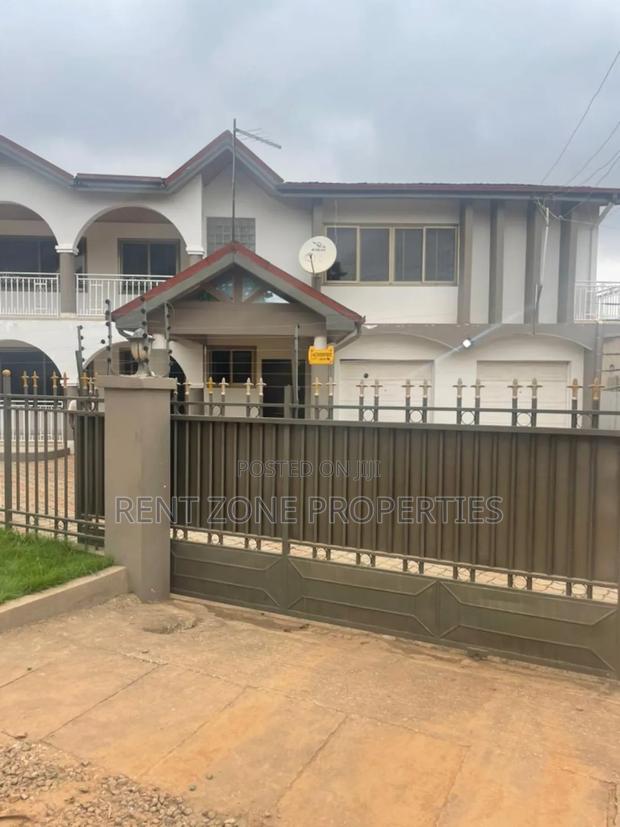 5bdrm Mansion in Rent Zone Properties, West Legon for rent · Photo 2