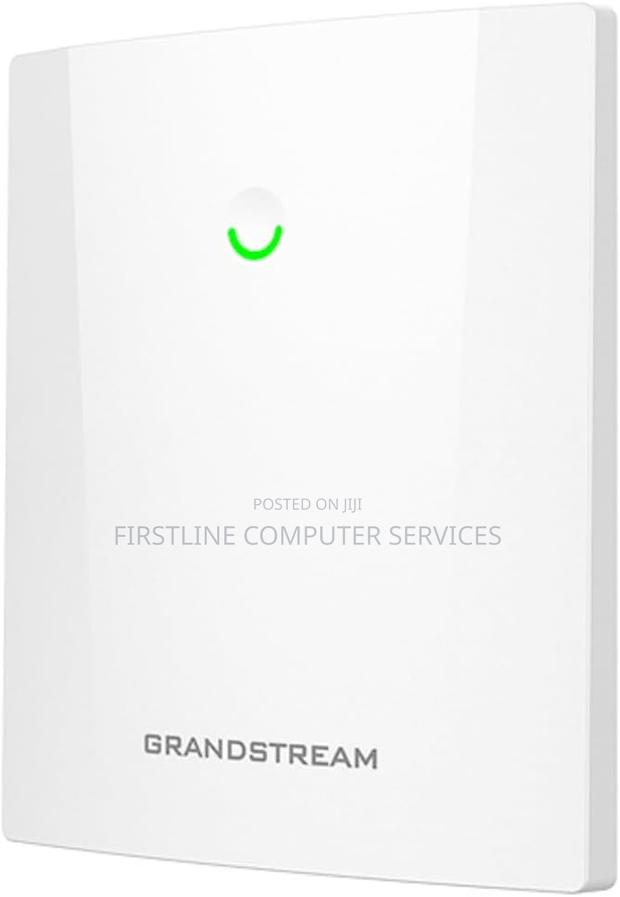 Grandstream Outdoor Ax3000 Wi-Fi 6 Access Point · Photo 1