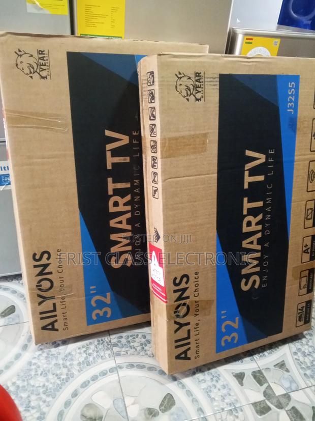 Redefining Smart Technology, Ailyons Smart 32 · Photo 1