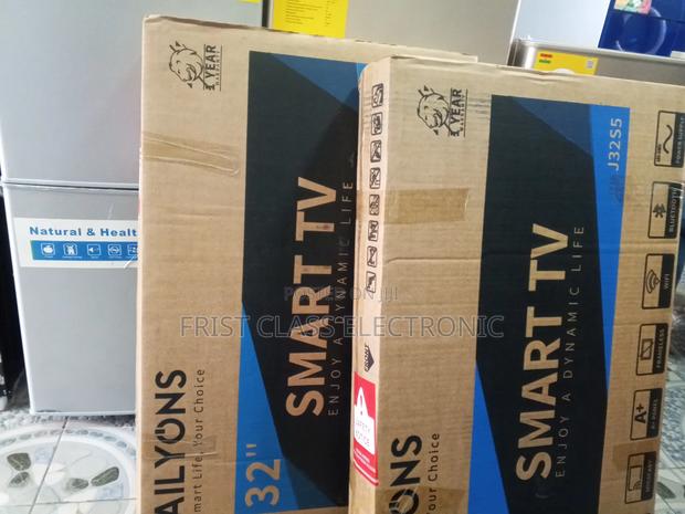 Redefining Smart Technology, Ailyons Smart 32 · Photo 2