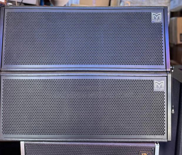 Martin Audio 12 Inches Line Arrays · Photo 3