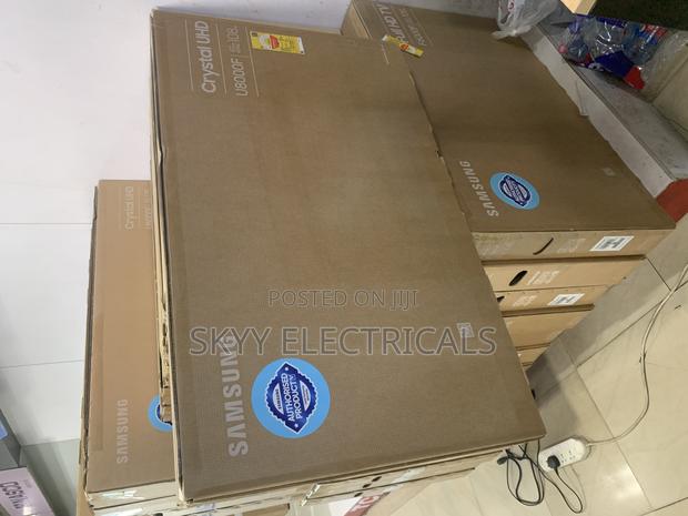 Samsung 43”Smart Series 8 4k Satellite Tv · Photo 2
