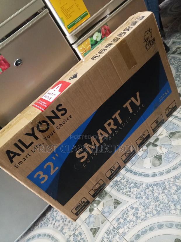 Precision and Performance, Ailyons 32 · Photo 2