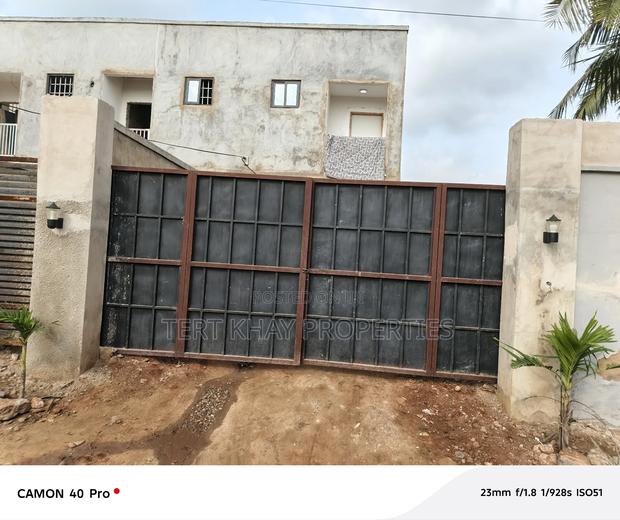 2bdrm Duplex in Zion, Tseaddo for sale · Photo 8