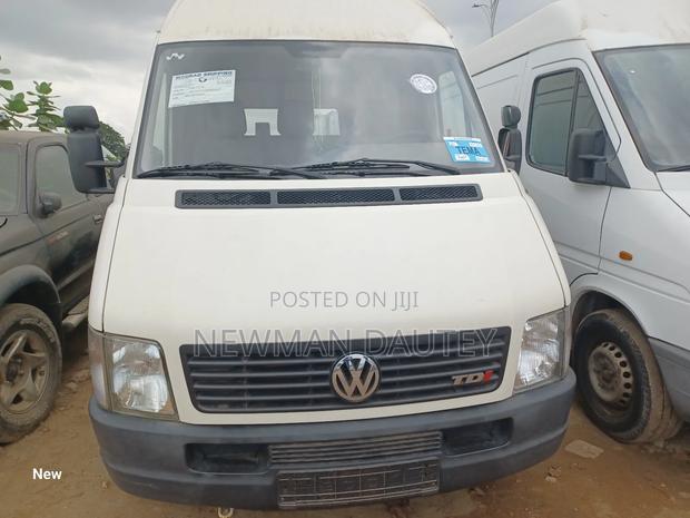 Volkswagen LT 2000 Beige · Photo 1