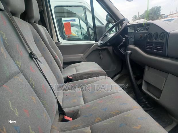 Volkswagen LT 2000 Beige · Photo 4